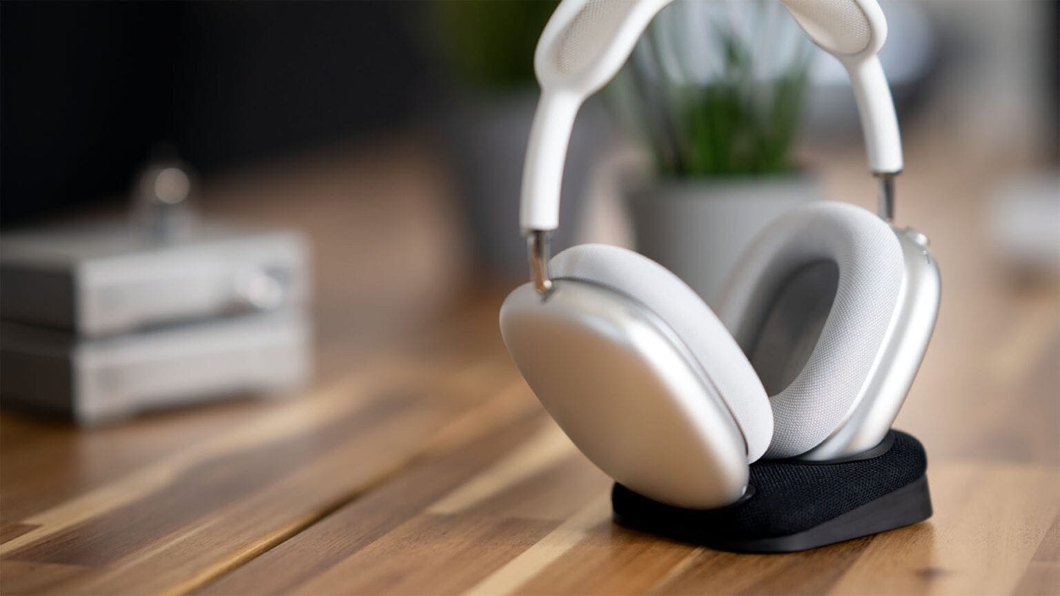 New Black Friday deal drops AirPods Max to lifetime low — don’t miss your chance to score! AirPods Max deal